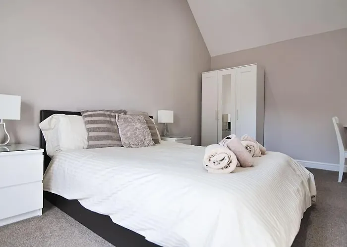 Hoxne Cottages - Sunflower Cottage With Private Hot Tub