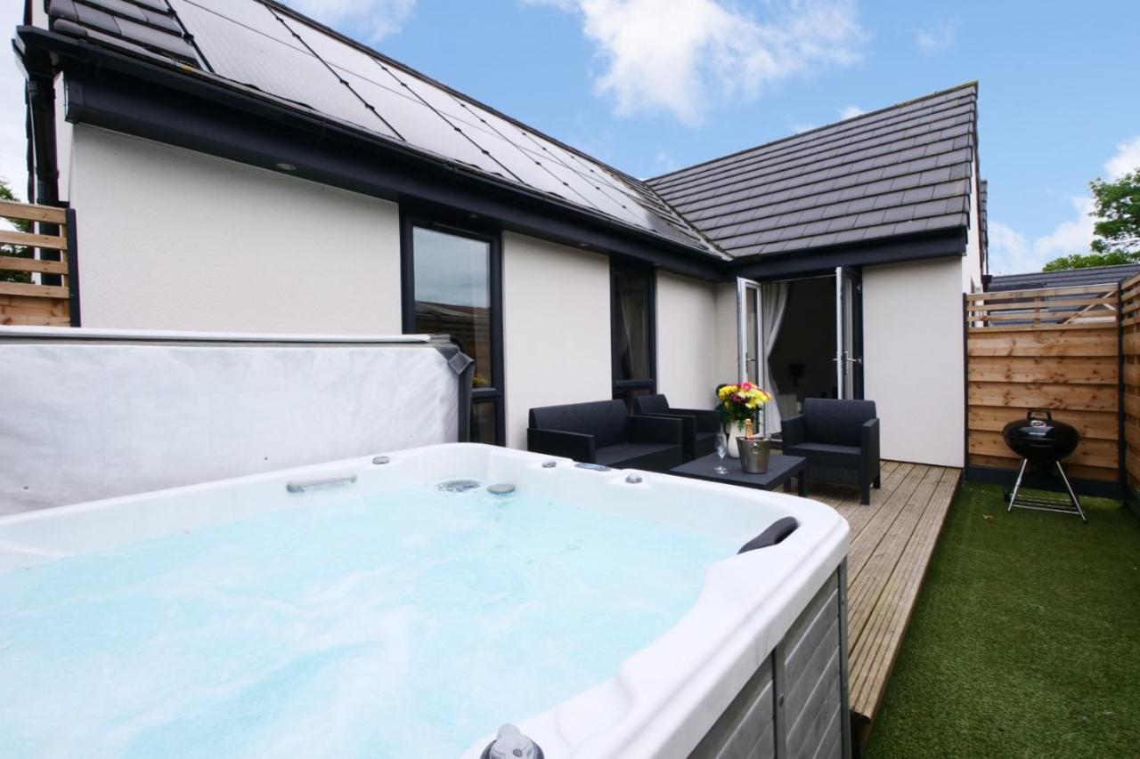 Holiday home Hoxne - Sunflower With Private Hot Tub